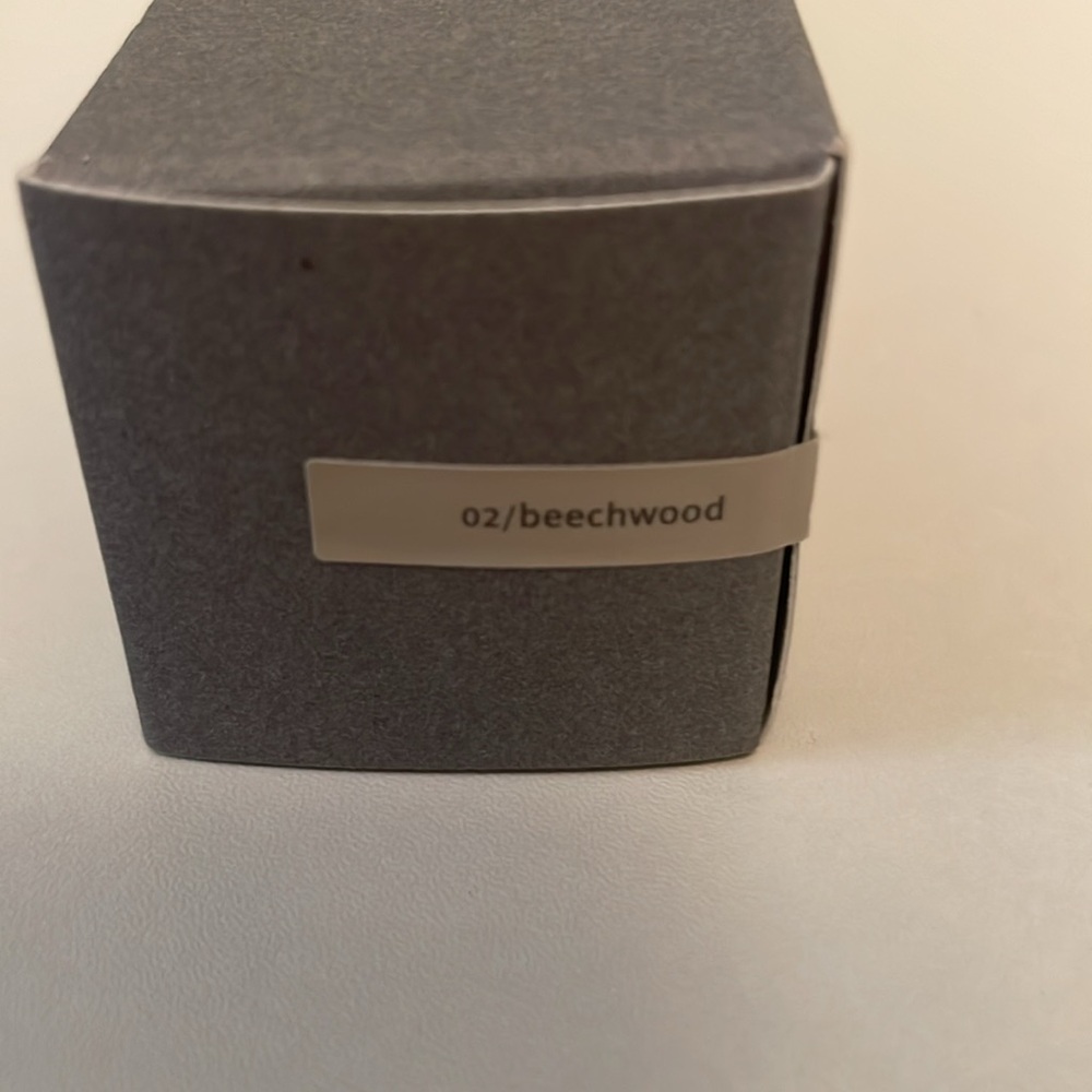 Aveda Inner Light Mineral Tinted Moisture-Beechwood 02 NEW - Picture 3 of 3